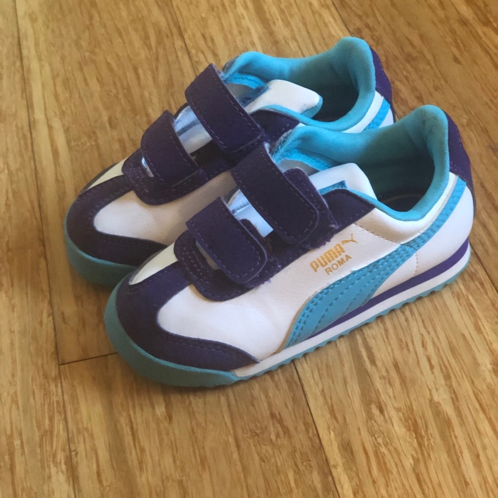 Little Puma sneakers